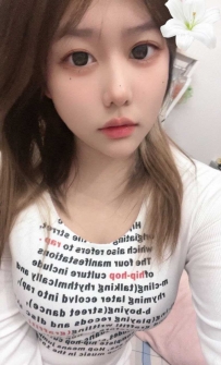 青浦区奶白奶白高颜值小嫩妹