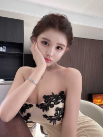杨浦嫩模温婉可人胸大有料