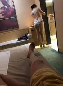 【南京】她是小骚货服务骚的不得了