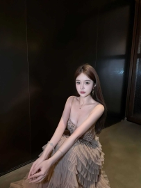 【苏州】婉婉清纯模样好生迷人