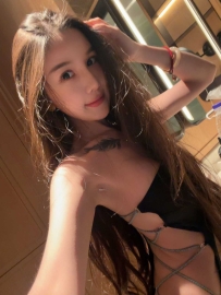 青秀区很骚的小尤物胸大穴紧有的搞