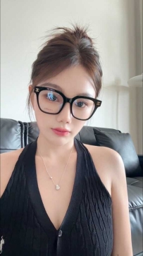 大理清纯反差眼睛妹