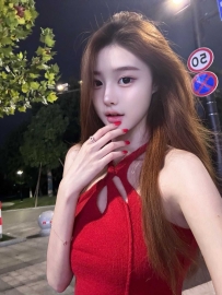 【上海】杨浦小仙女口含跳跳糖嗦屌很爽很爽